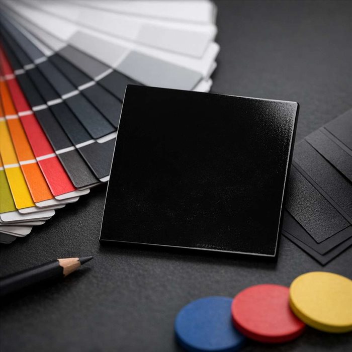 Pourquoi le noir est-il une couleur ? Réponse simple et claire